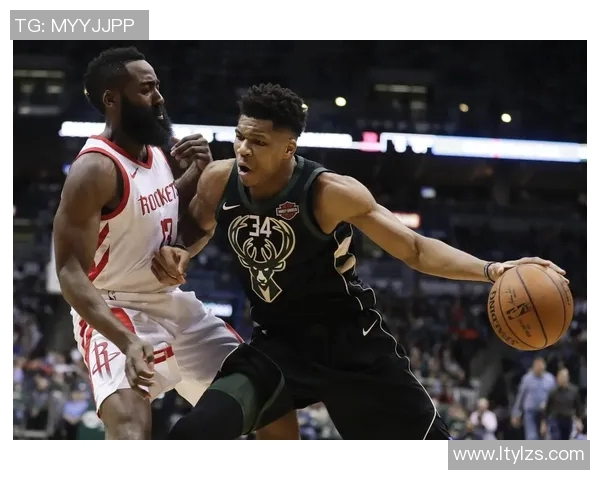 火箭队与雄鹿队精彩对决全场录像回顾十月二十五日比赛精彩瞬间分析