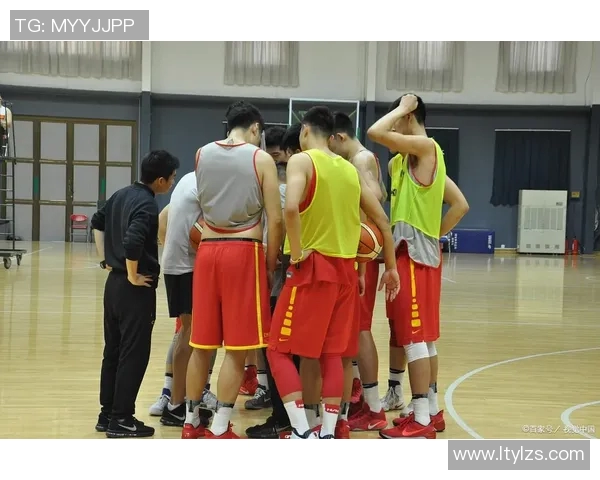 南京篮球队荣登篮球配合排行榜第七名展现团队实力与默契 南京篮球队荣登篮球配合排行榜第七名展现团队实力与默契